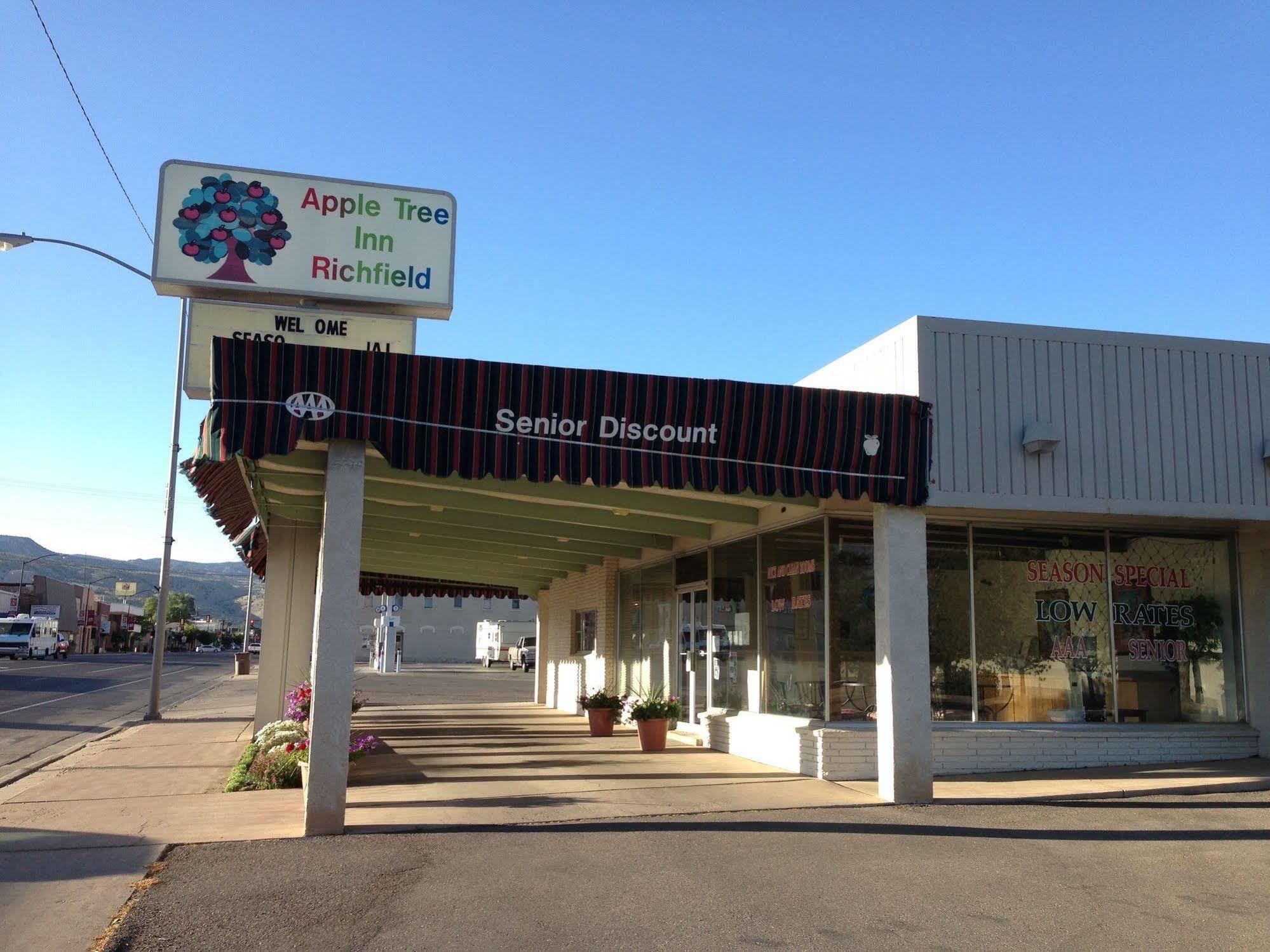 ריצ'פילד Appletree Inn מראה חיצוני תמונה
